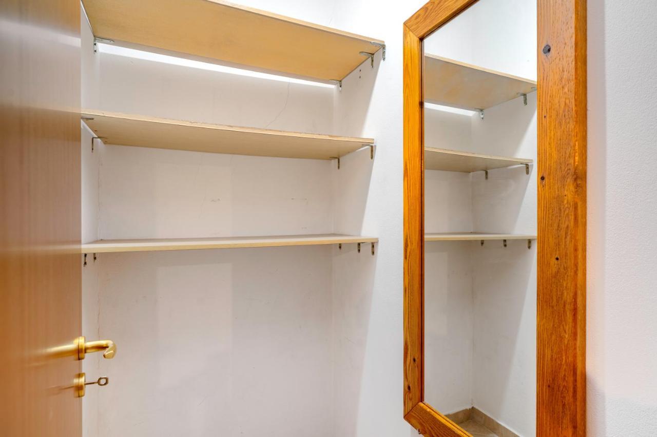 טיראנה Hostel Nena Semi מראה חיצוני תמונה