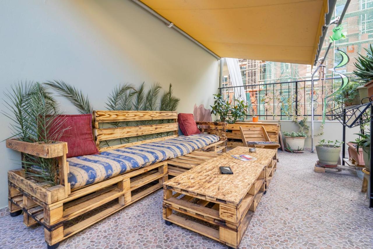 טיראנה Hostel Nena Semi מראה חיצוני תמונה